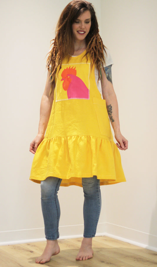 No Tie Chicken Apron in Yellow 100% Flax Linen (Sample)