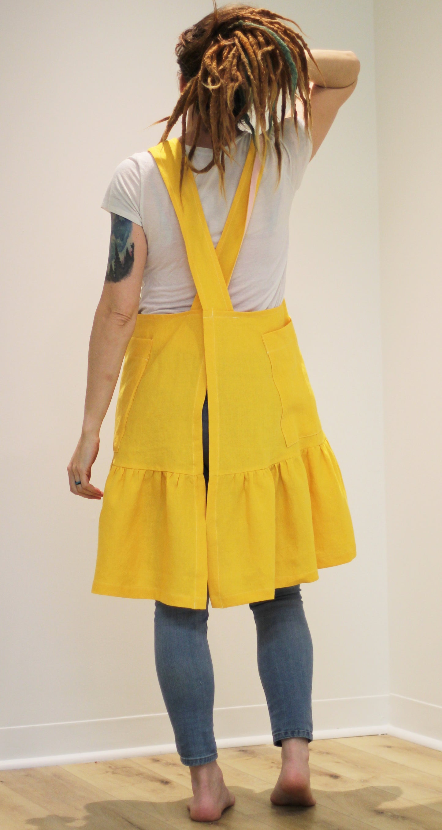 XS-5X No Tie Chicken Apron in Yellow 100% Flax Linen
