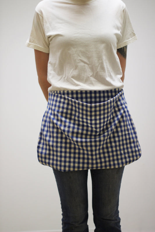 Pouch Apron in Homespun Black and White Check