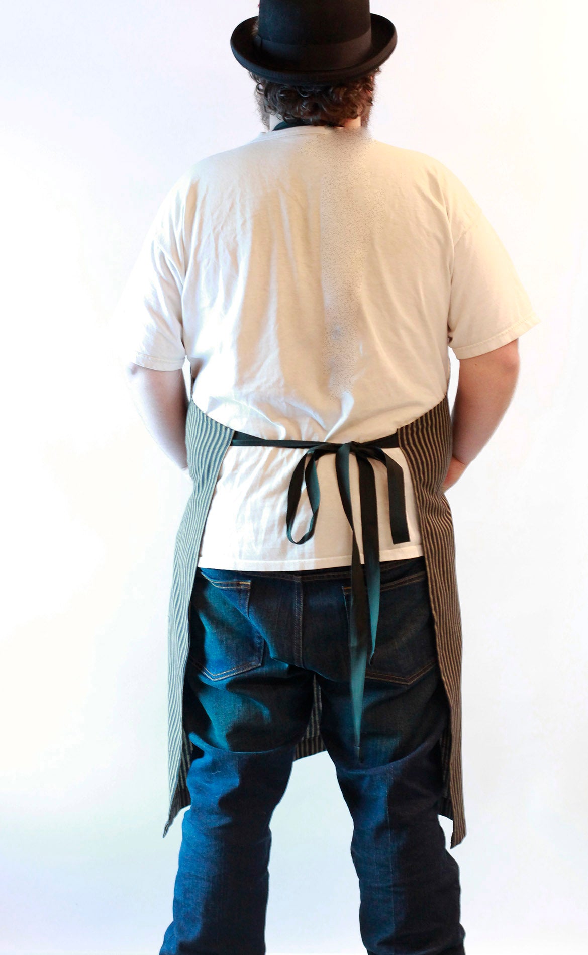 Basic Chef Apron in Black Plaid Homespun