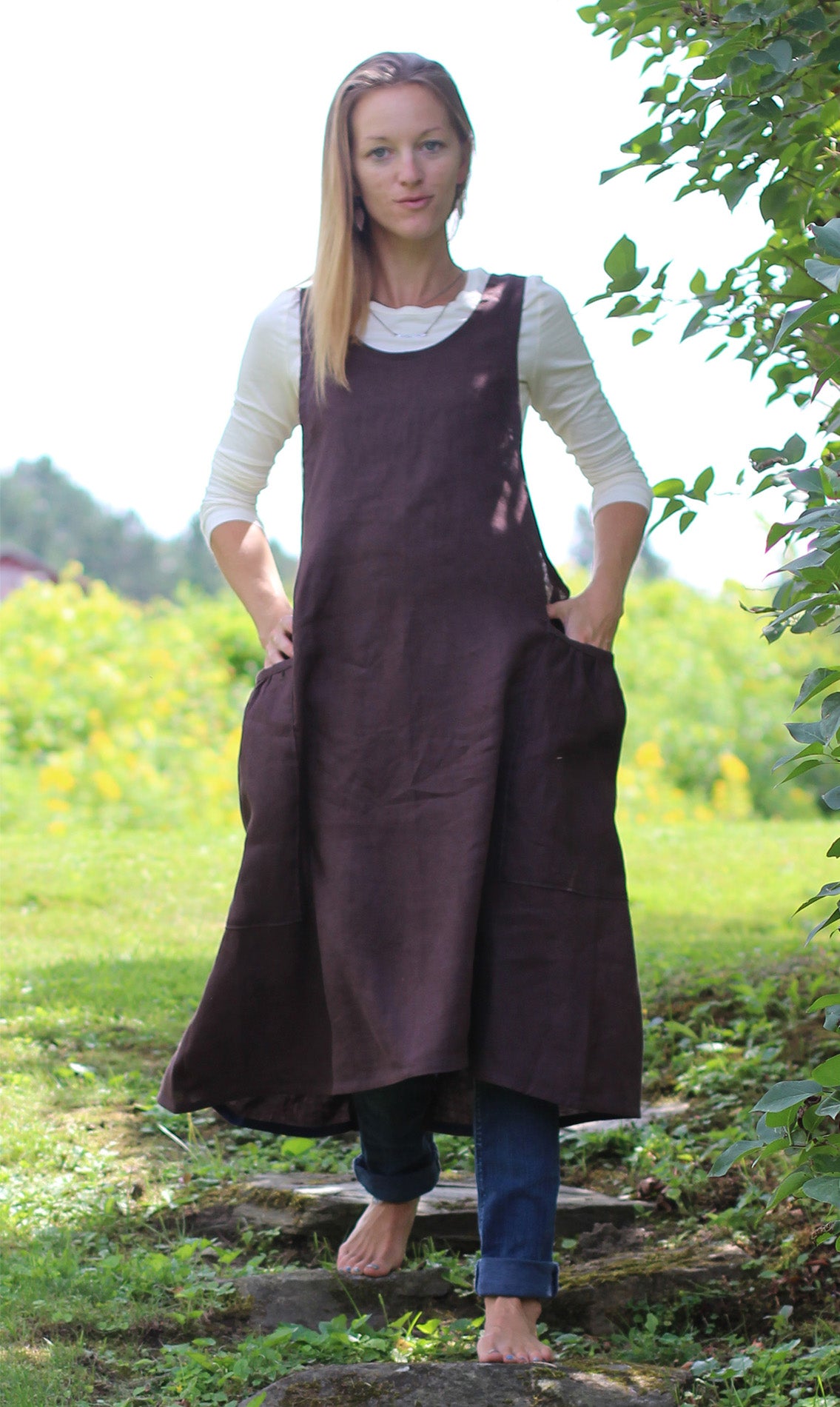 XS-5X No Tie Crossback Apron in Chocolate 100% Flax Linen