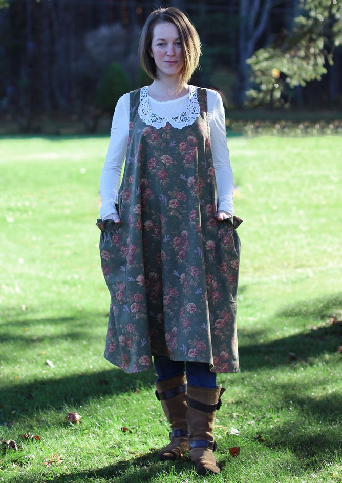 No Tie Apron in Floral Canvas- Front view