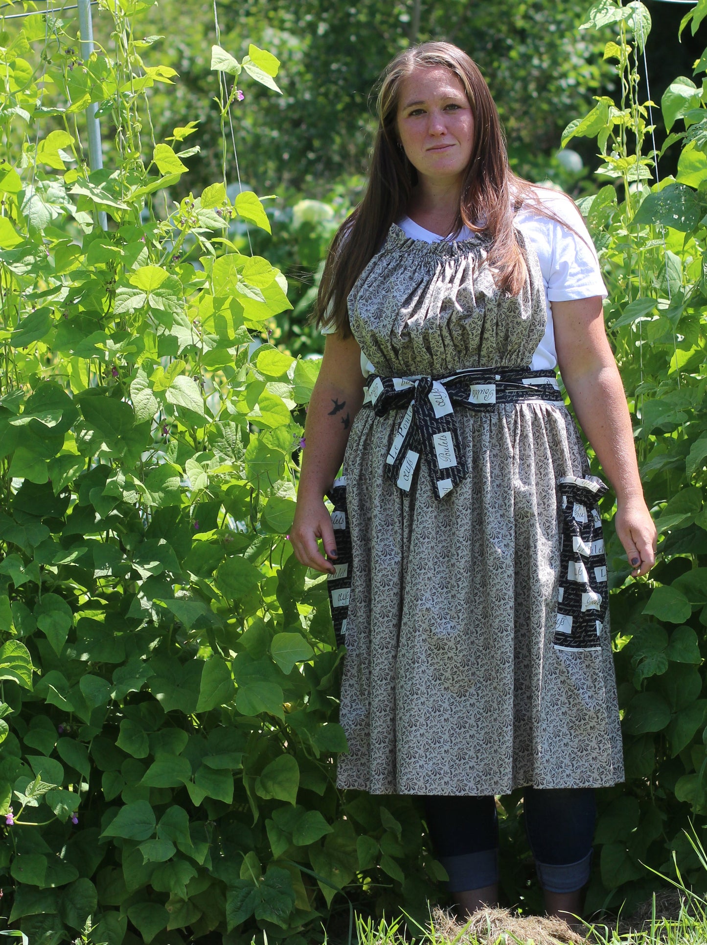 XL - Gathered Bib Apron in Grey Floral