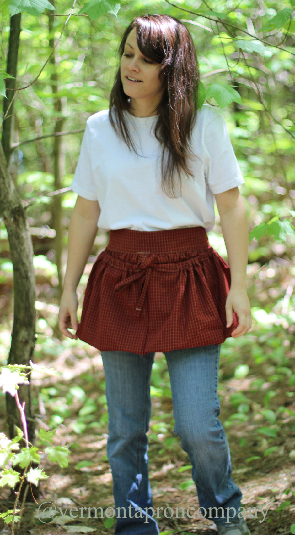 Gathering Apron in Red 100% Cotton Homespun Reg and Plus Size, front view 