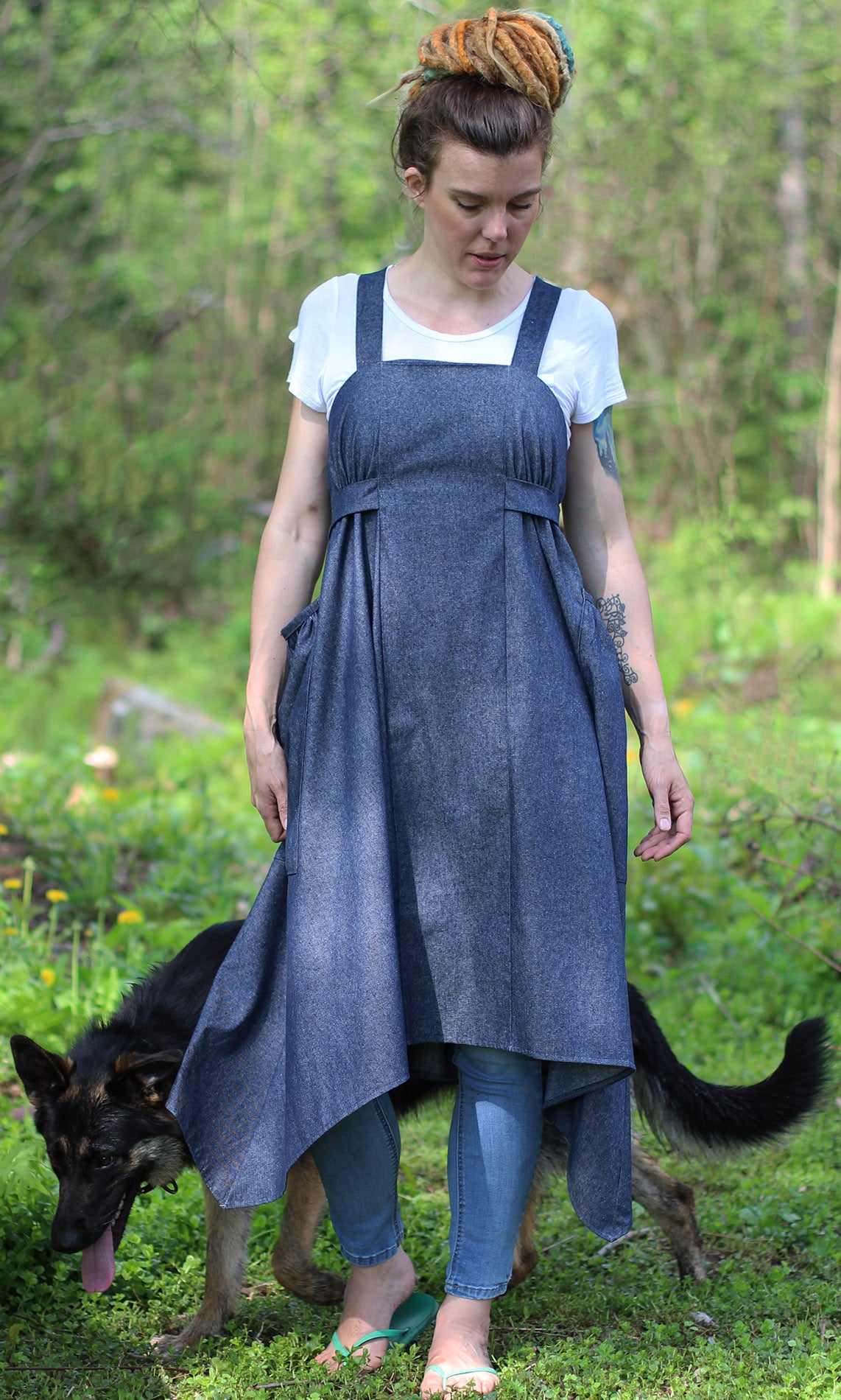 Hippy Dress - Front view shows a model with her dog.