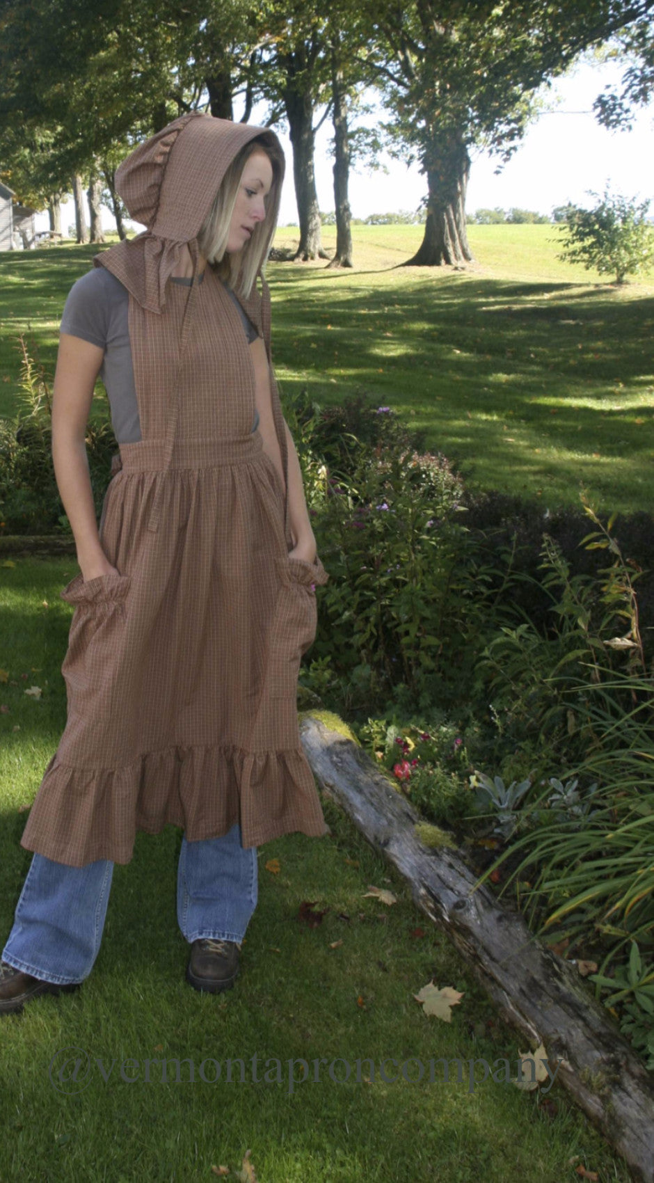 Prairie Apron in Country Brown 100% Cotton Homespun, front view