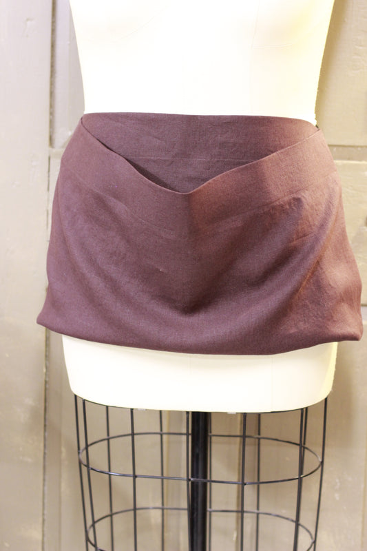 Linen Pouch Apron in Chocolate Linen