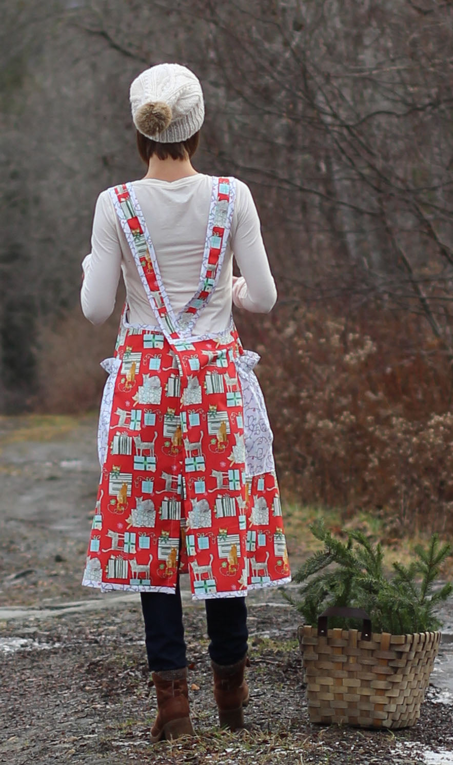 XS-5X Holiday Gifts and Cats in Red- No Tie Crossback Apron - Back View