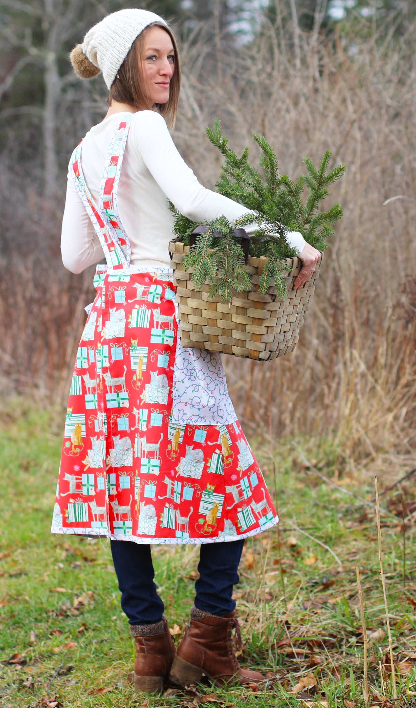 XS-5X Holiday Gifts and Cats in Red- No Tie Crossback Apron - Side view