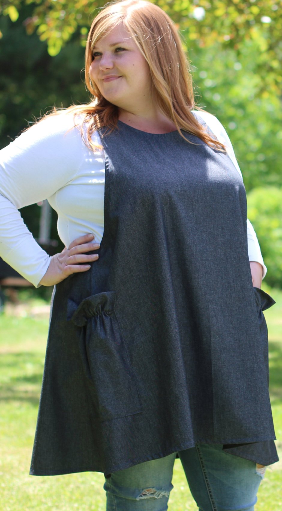 XS-5X No Tie Crossback Apron in Black Denim, plus size, front/ side view