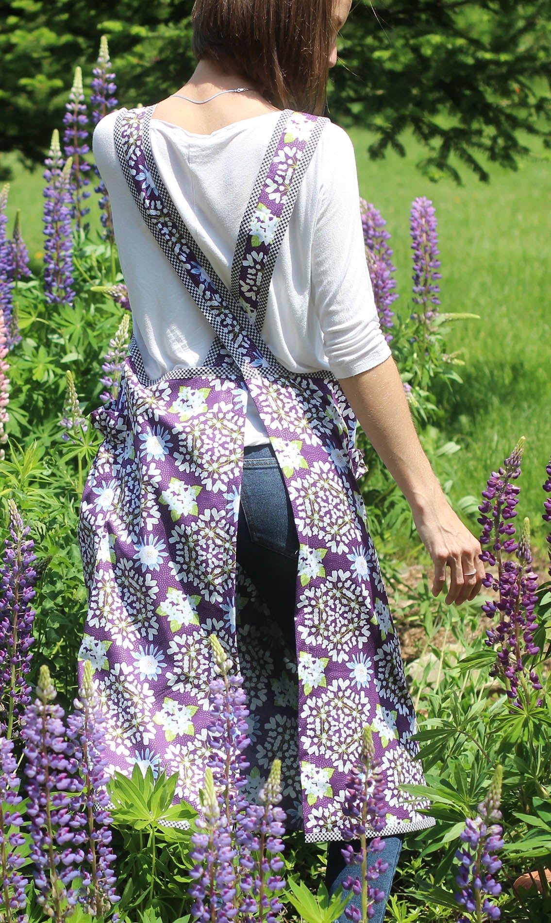 XS-5X Purple Craziness - Back View with lupines